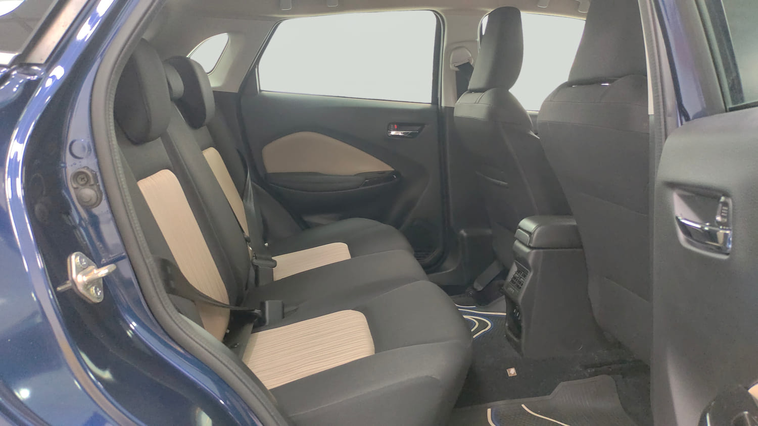 Used 2025 Toyota Glanza V Petrol Manual interior RIGHT SIDE REAR DOOR CABIN VIEW