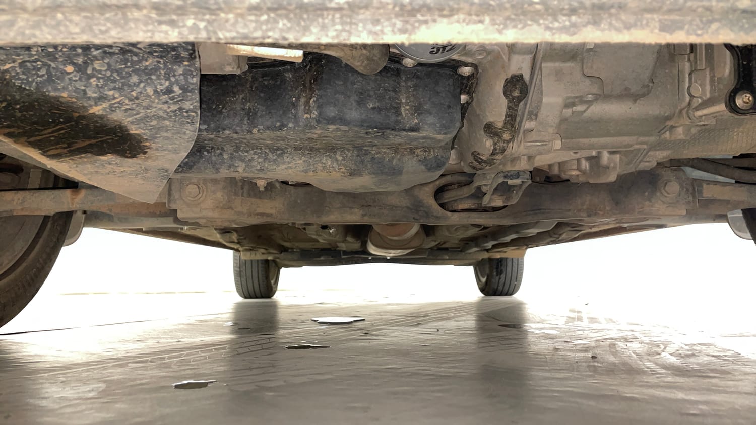 Used 2024 Skoda Slavia Style 1.5L TSI DSG Petrol Automatic extra FRONT LEFT UNDERBODY VIEW