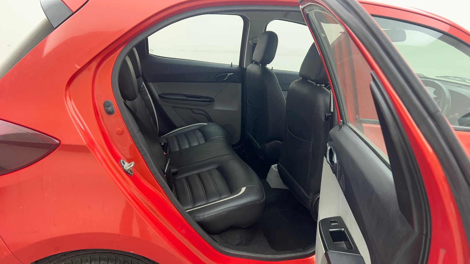 Used 2020 Tata Tiago XT Petrol Manual interior RIGHT SIDE REAR DOOR CABIN VIEW