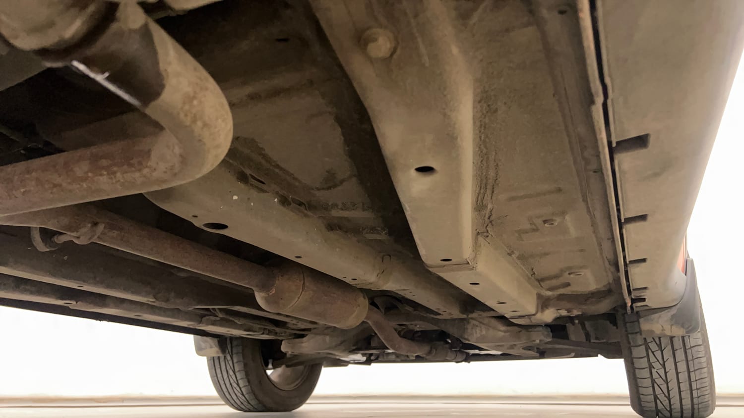 Used 2019 Tata Nexon XZA Plus Petrol Dual Tone Petrol Automatic extra REAR RIGHT UNDERBODY VIEW