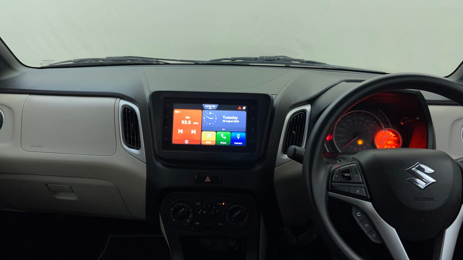 Used 2019 Maruti Suzuki Wagon R ZXi 1.2 Petrol Manual interior MUSIC SYSTEM & AC CONTROL VIEW