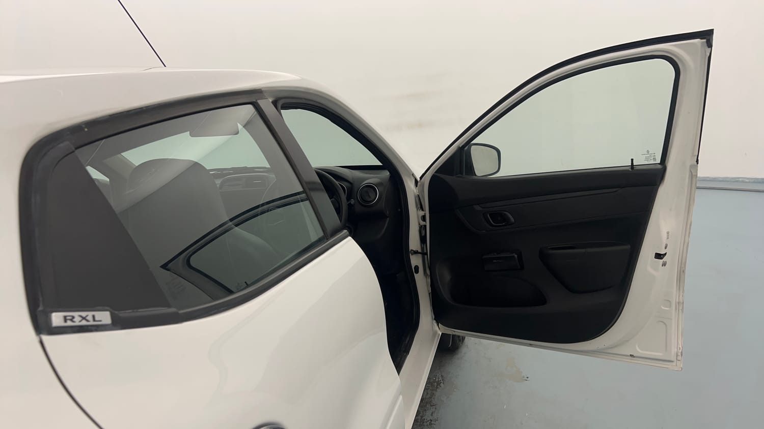 Used 2017 Renault Kwid 1.0 RXL Petrol Manual interior RIGHT FRONT DOOR OPEN VIEW