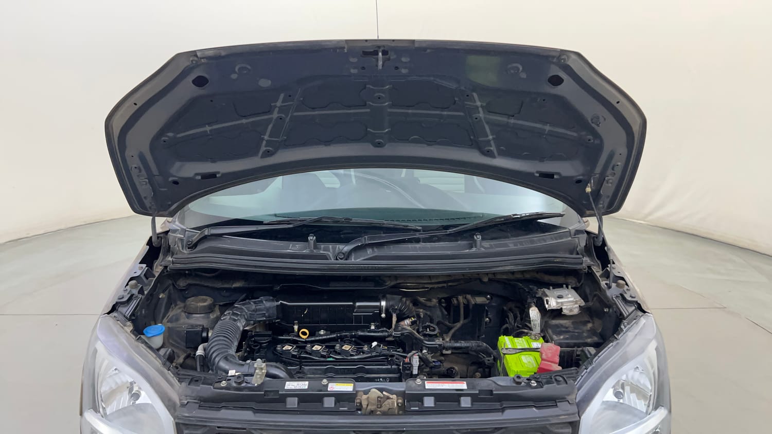 Used 2019 Maruti Suzuki Wagon R ZXi 1.2 Petrol Manual engine ENGINE & BONNET OPEN FRONT VIEW