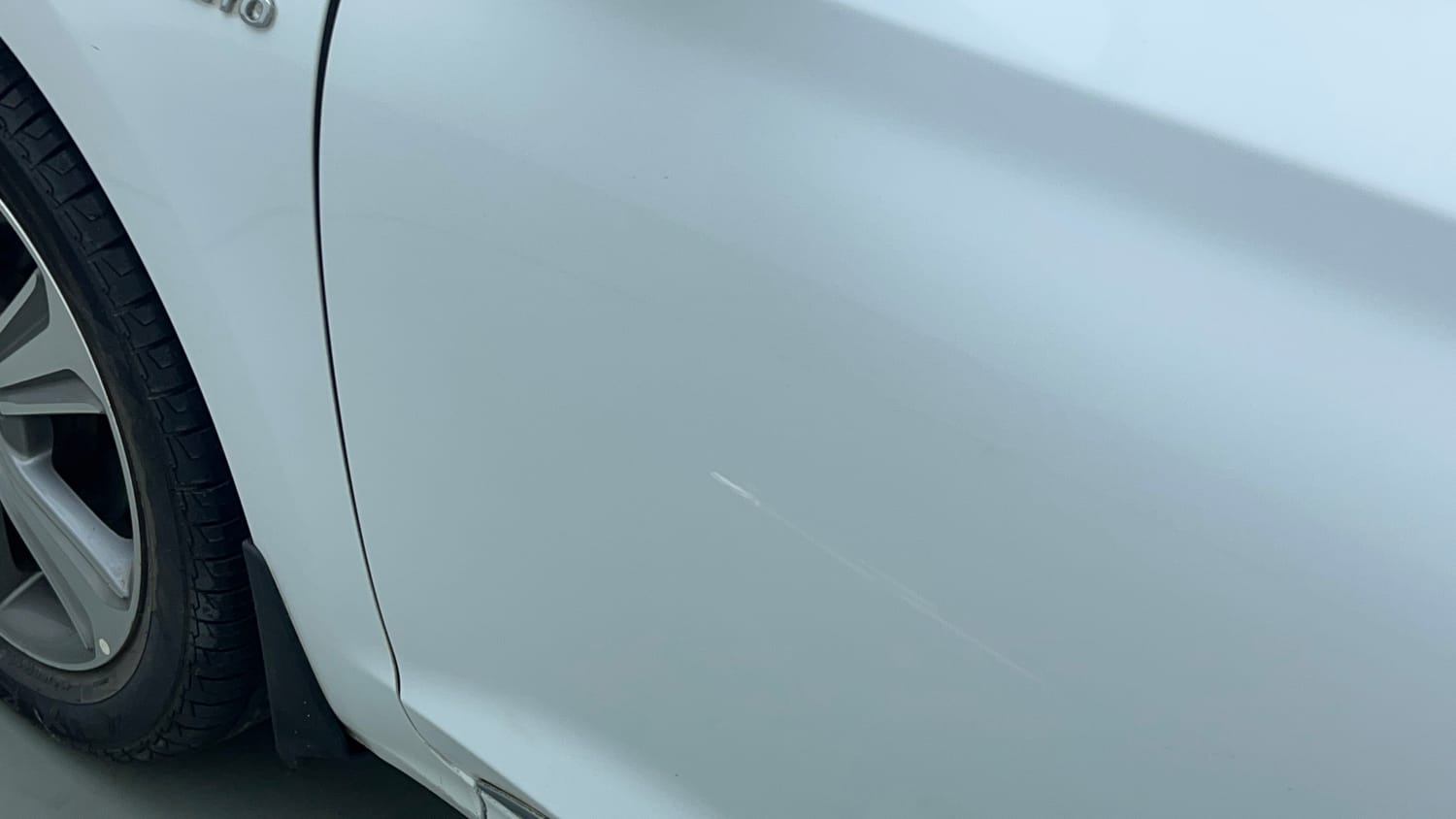 Used 2018 Hyundai Verna SX (O) 1.6 VTVT AT Petrol Automatic dents MINOR SCRATCH