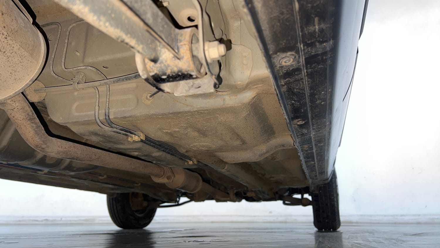 Used 2019 Maruti Suzuki Alto 800 LXi Petrol Manual extra REAR RIGHT UNDERBODY VIEW
