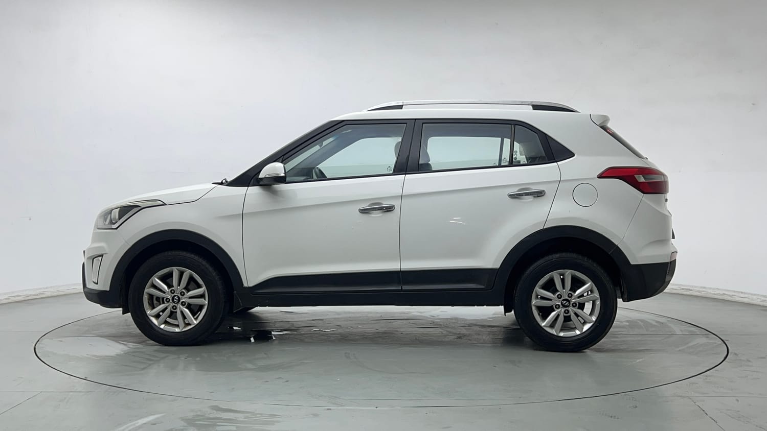 Used 2016 Hyundai Creta 1.6 SX Plus Petrol Petrol Manual exterior LEFT SIDE VIEW