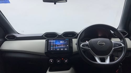 Used 2021 Nissan Magnite XL Petrol Manual interior DASHBOARD VIEW