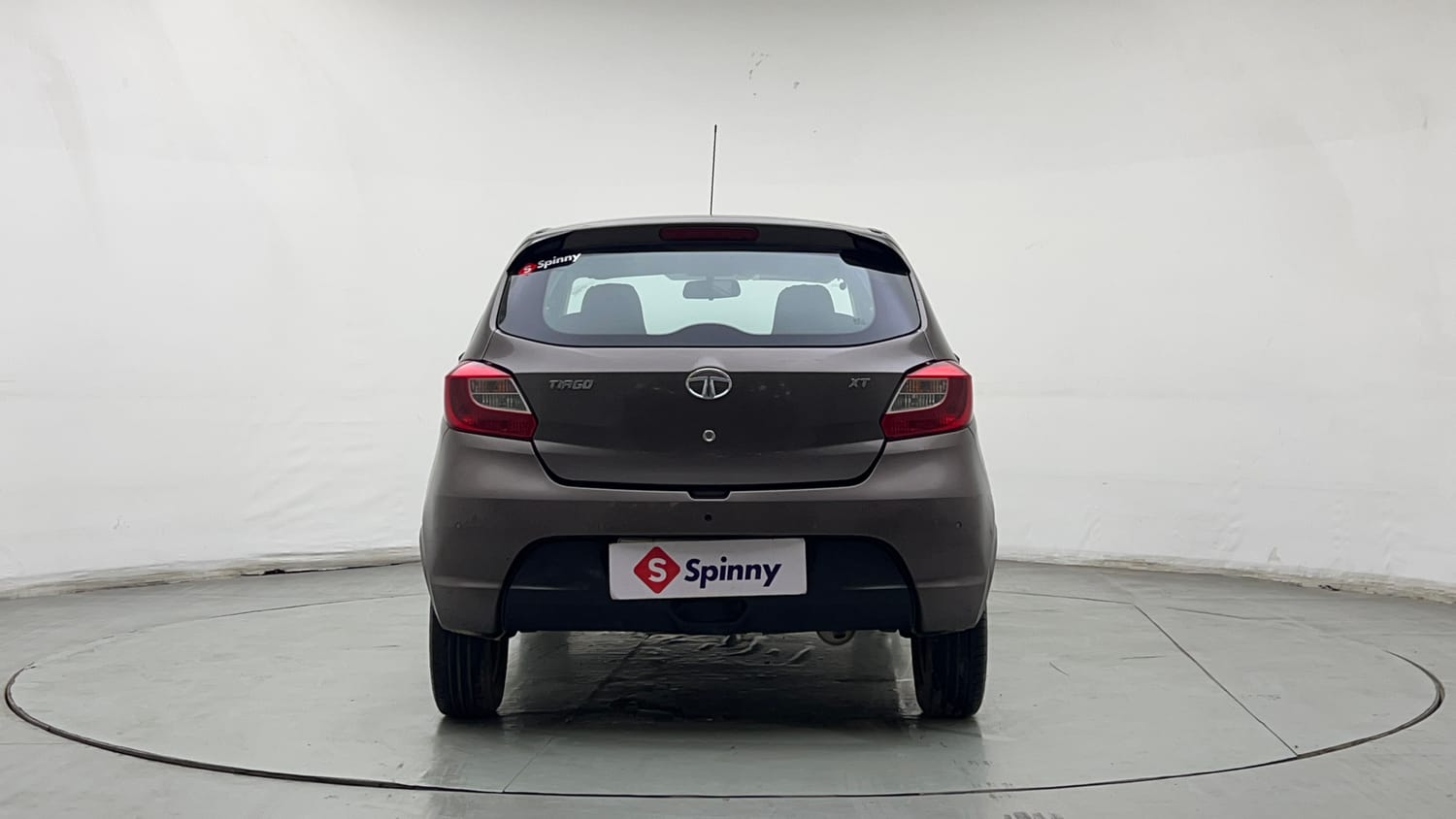 Used 2017 Tata Tiago Revotron XT Petrol Manual exterior BACK VIEW