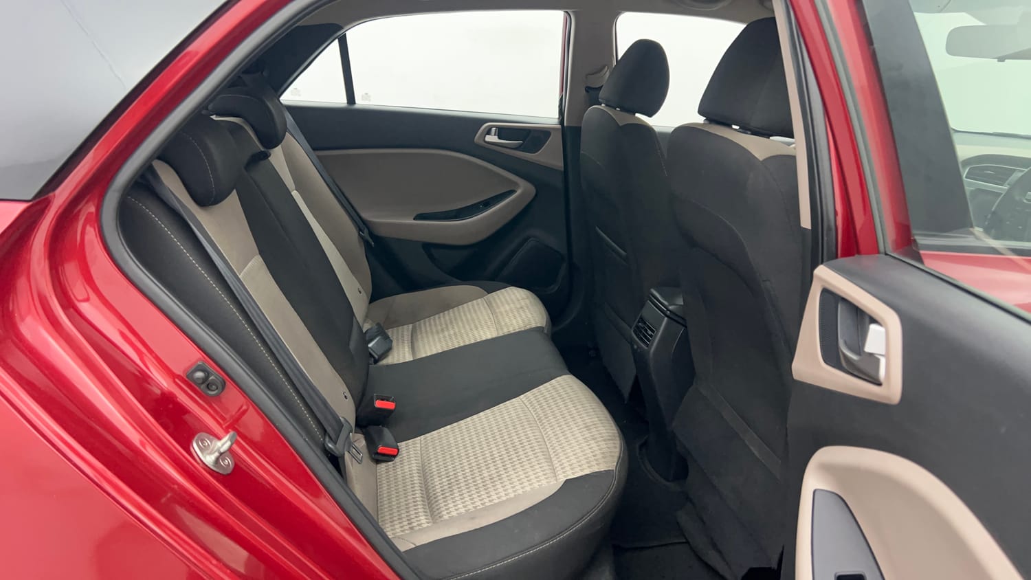 Used 2019 Hyundai Elite i20 Asta 1.2 (O) CVT Petrol Automatic interior RIGHT SIDE REAR DOOR CABIN VIEW