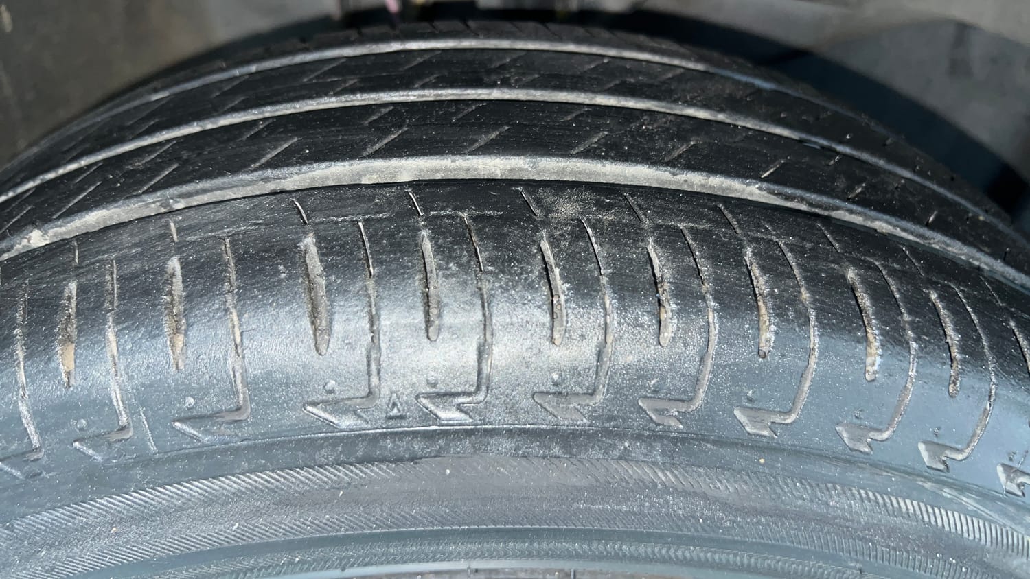 Used 2024 Honda Amaze S 1.2 Petrol MT Petrol Manual tyres RIGHT FRONT TYRE TREAD VIEW