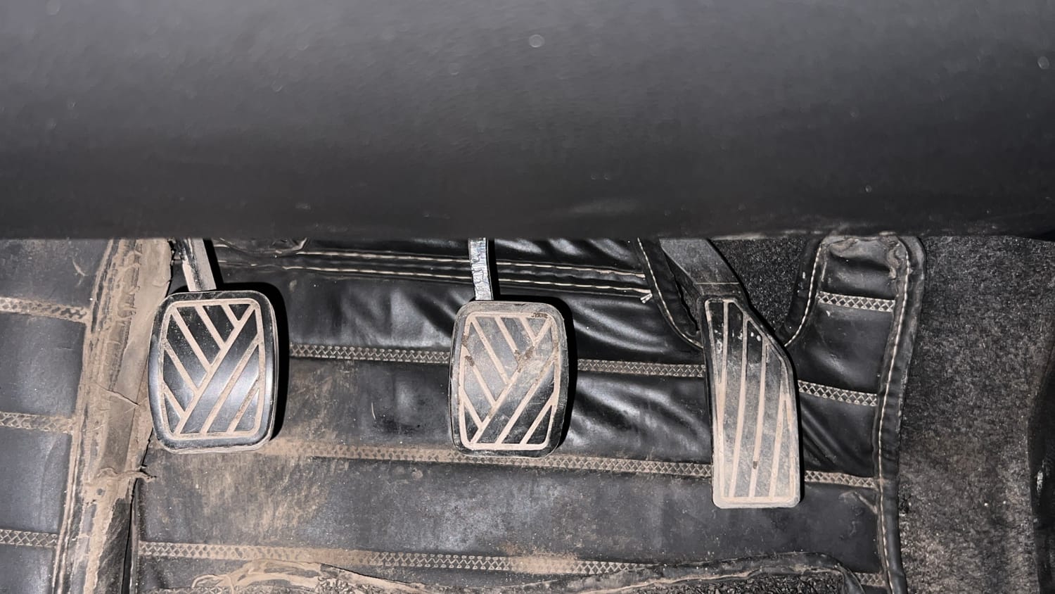 Used 2021 maruti-suzuki Vitara Brezza VXi Petrol Manual interior PEDALS VIEW