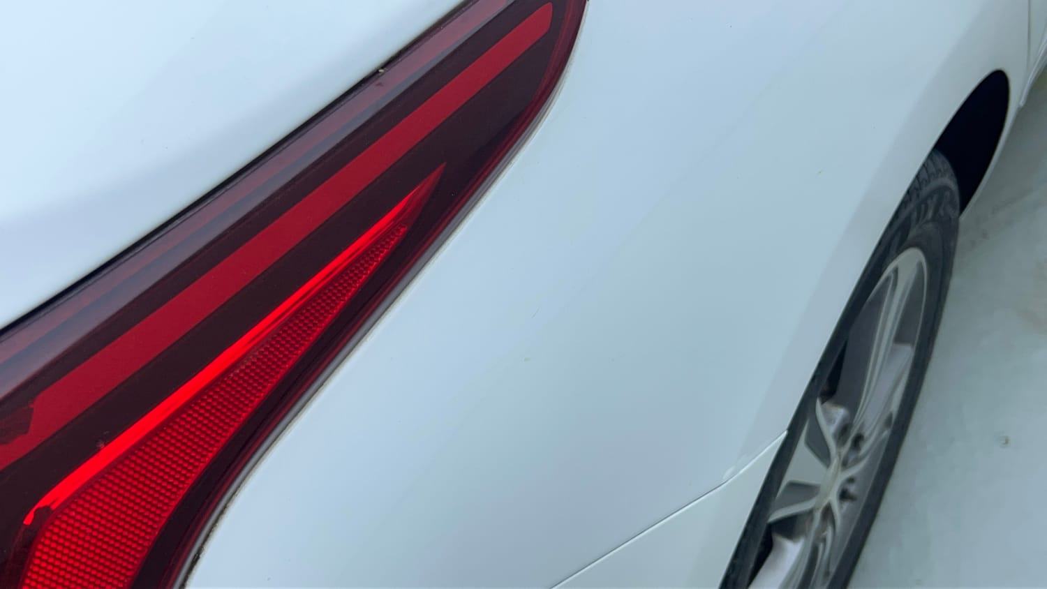 Used 2018 Hyundai Verna SX (O) 1.6 VTVT AT Petrol Automatic dents MINOR SCRATCH