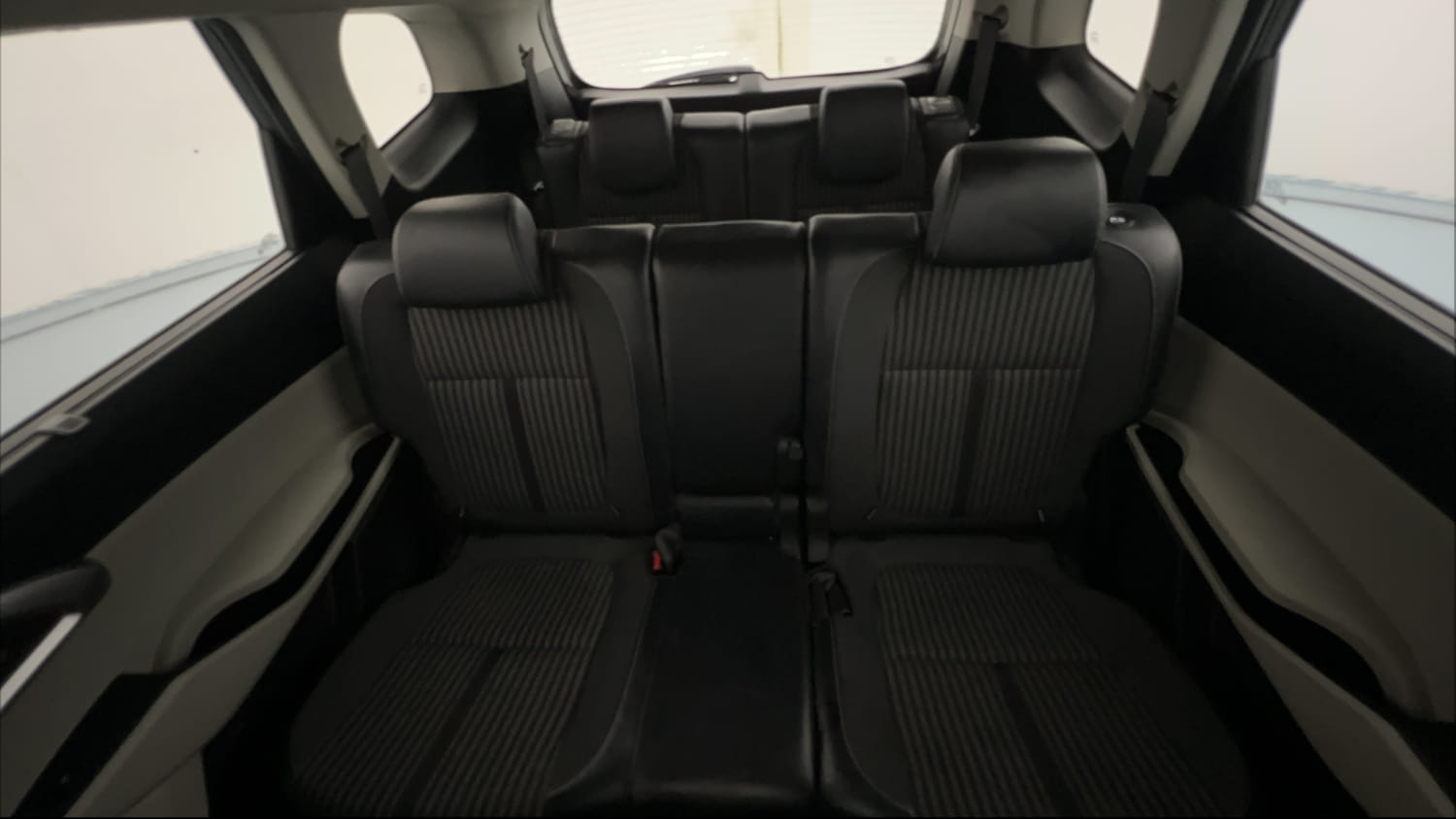Used 2022 Kia Carens Prestige Plus 1.4 Petrol MT 7 STR Petrol Manual interior REAR SEAT CONDITION VIEW