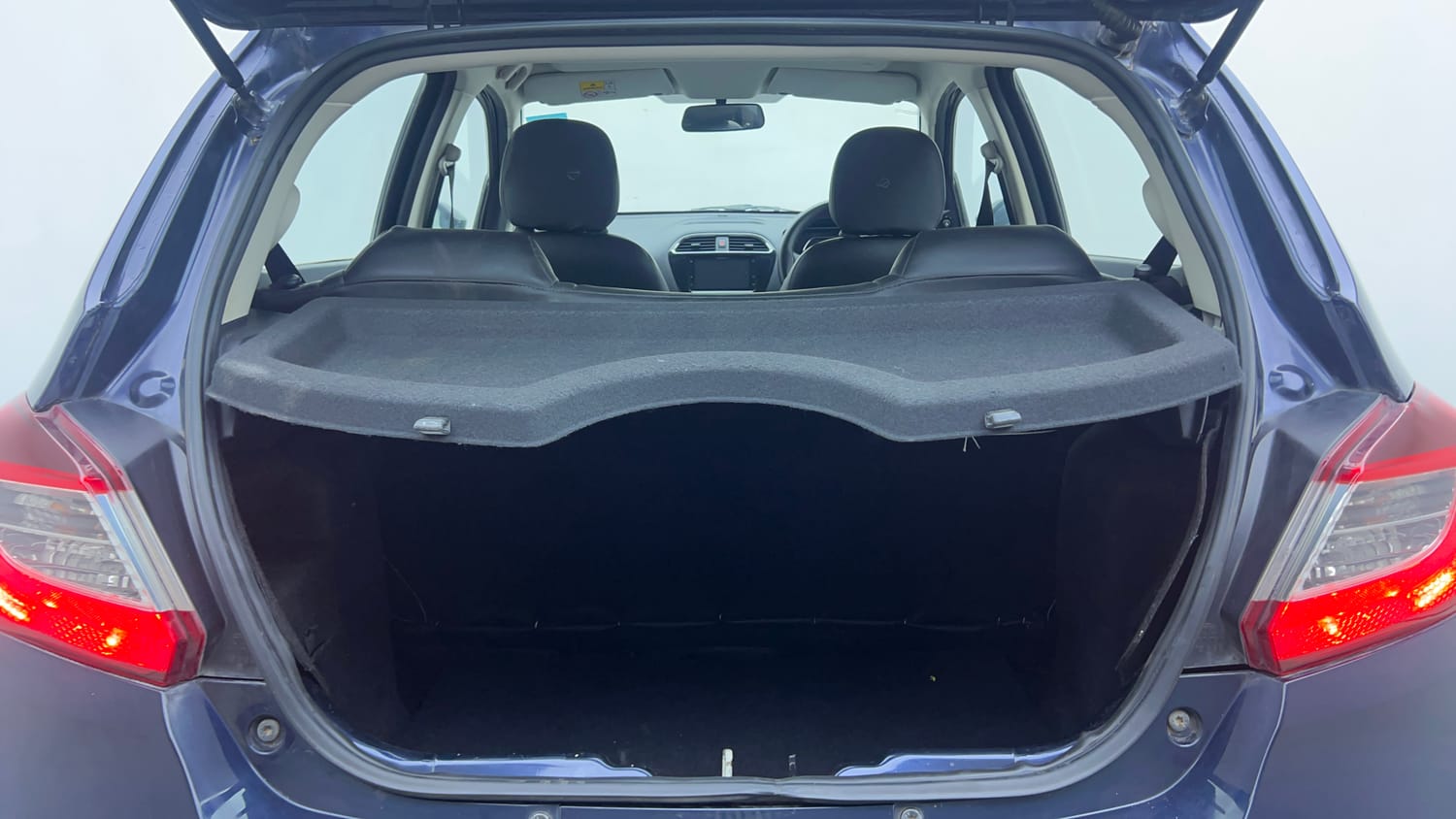 Used 2022 Tata Tiago XZ Plus Petrol Manual interior DICKY INSIDE VIEW
