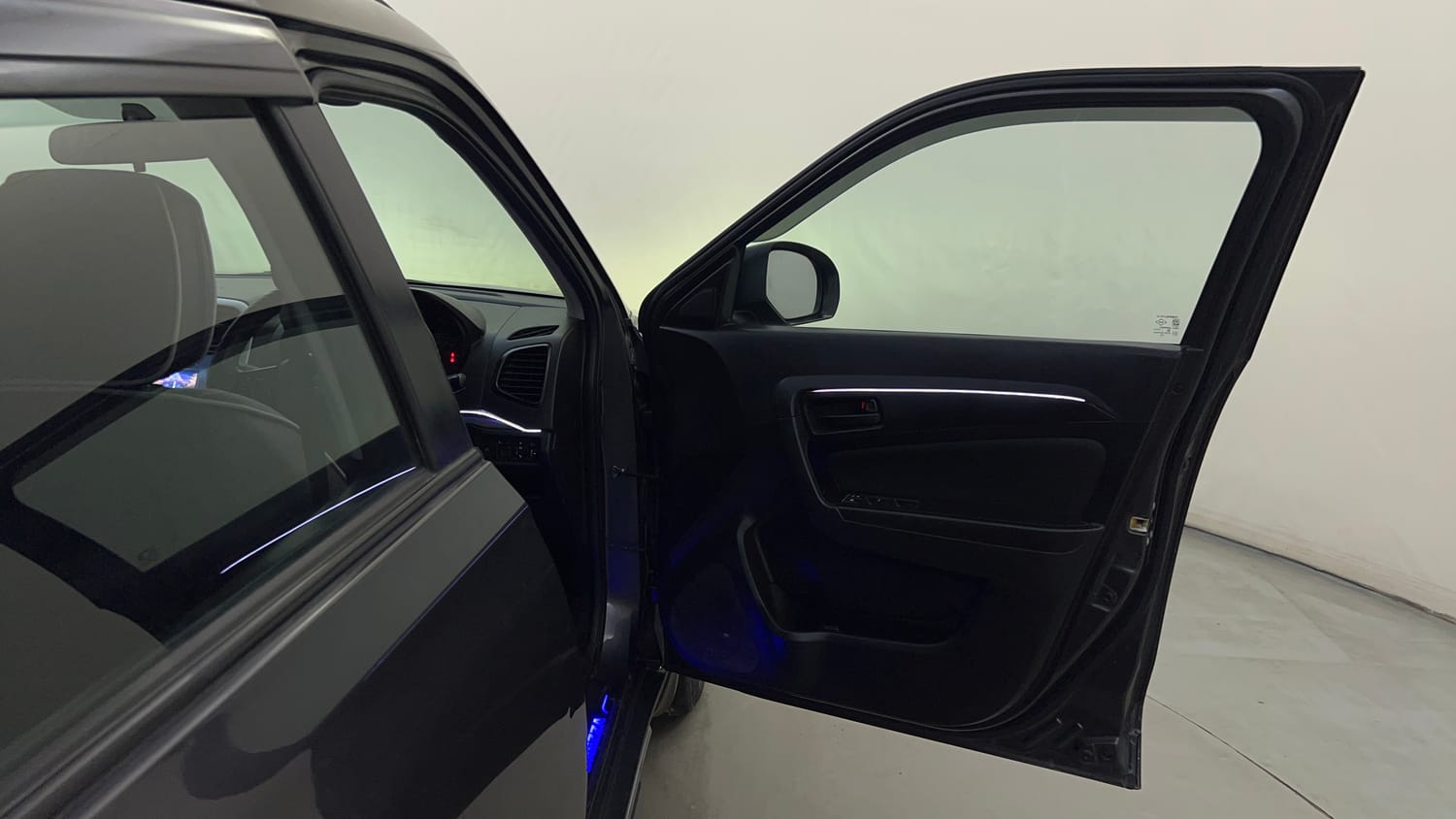 Used 2021 maruti-suzuki Vitara Brezza VXi Petrol Manual interior RIGHT FRONT DOOR OPEN VIEW