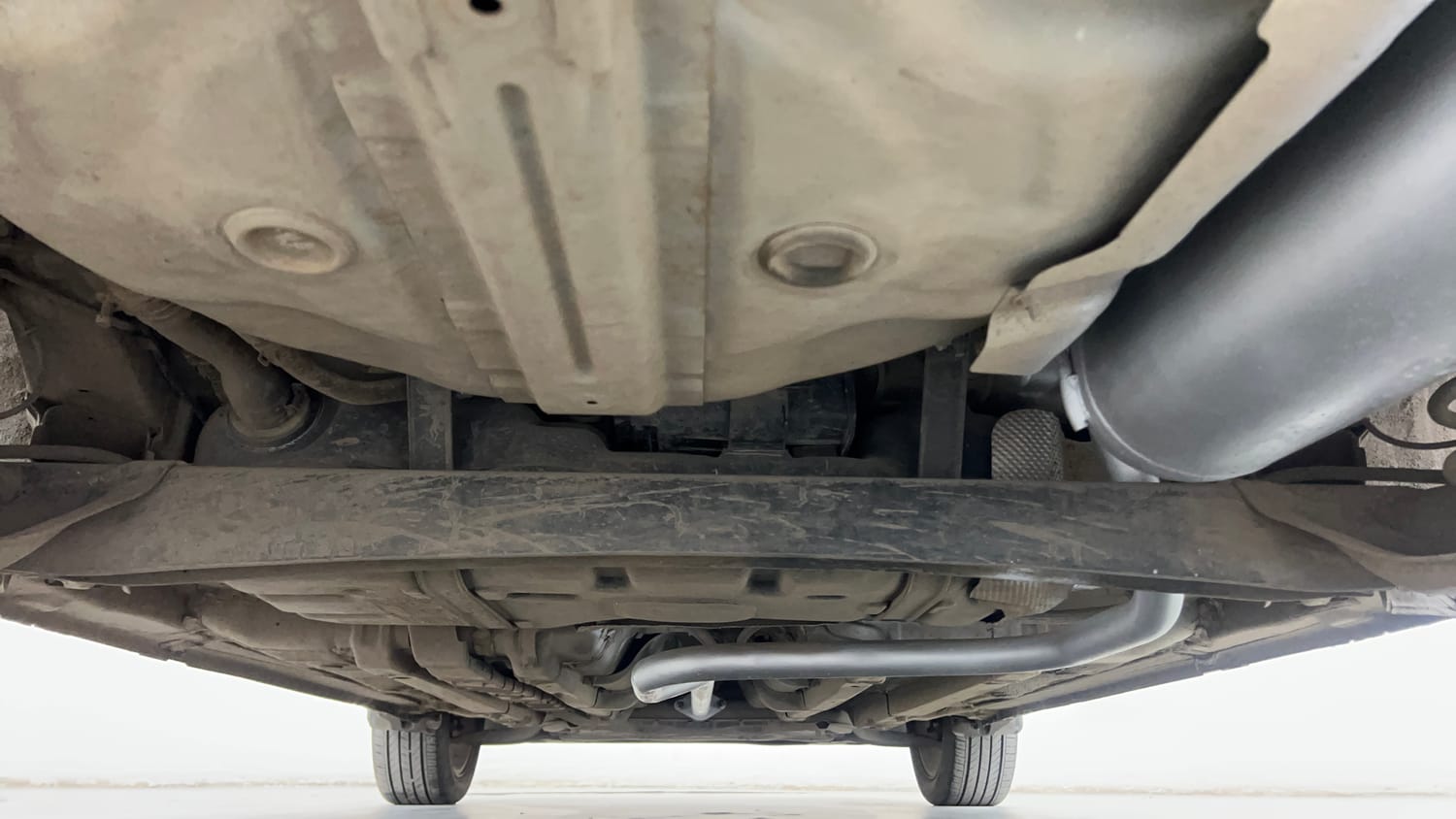 Used 2017 Hyundai Elite i20 Asta 1.2 (O) Petrol Manual extra REAR UNDERBODY VIEW (TAKEN FROM REAR)