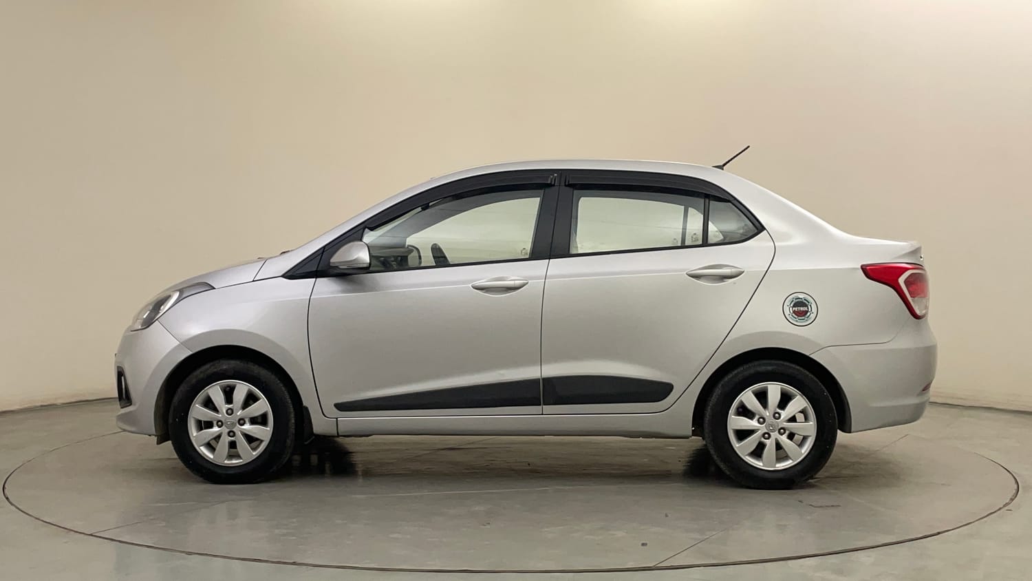 Used 2014 Hyundai Xcent S 1.2 (O) Petrol Manual exterior LEFT SIDE VIEW