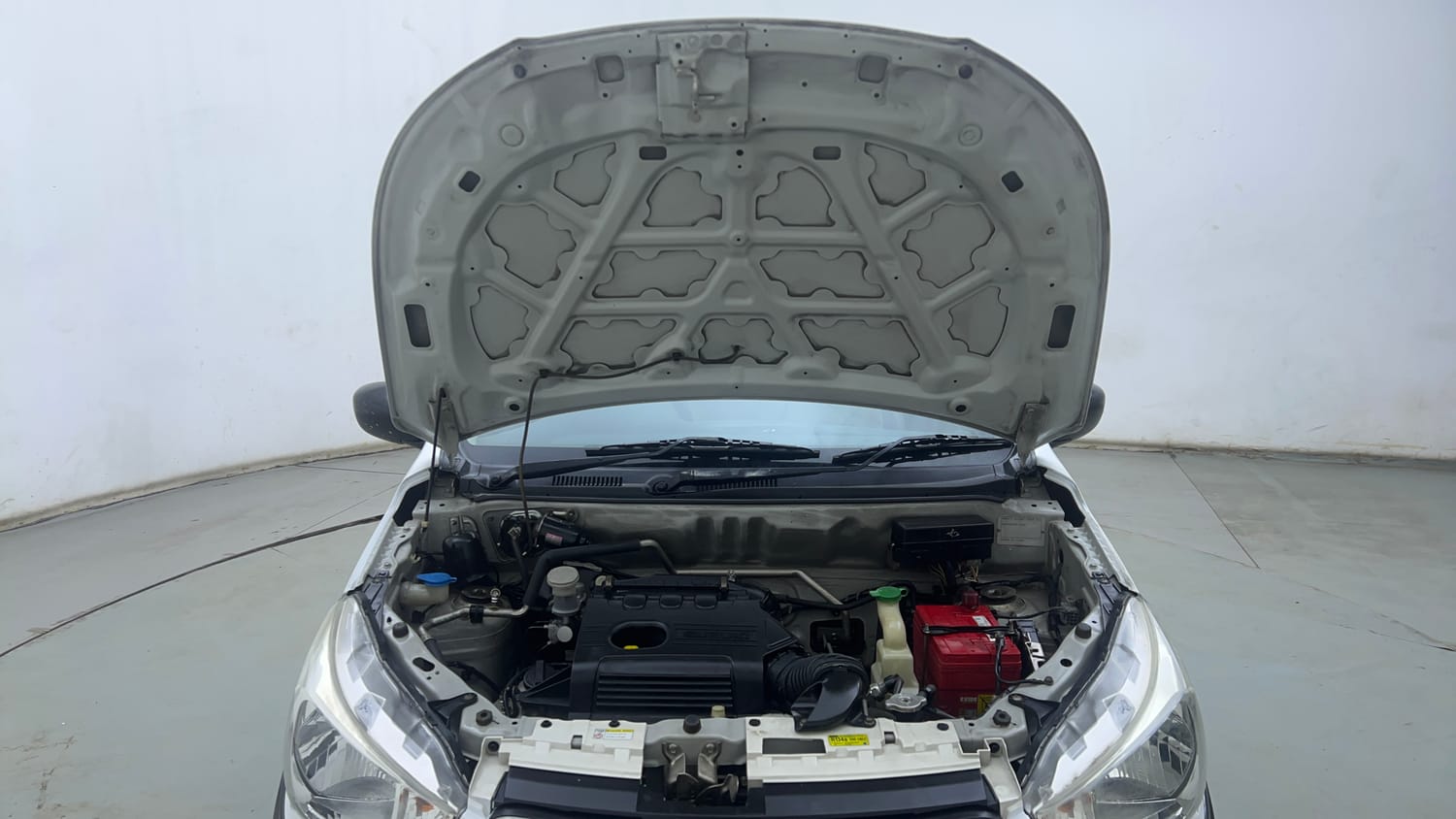 Used 2016 Maruti Suzuki Alto K10 VXi Petrol Manual engine ENGINE & BONNET OPEN FRONT VIEW