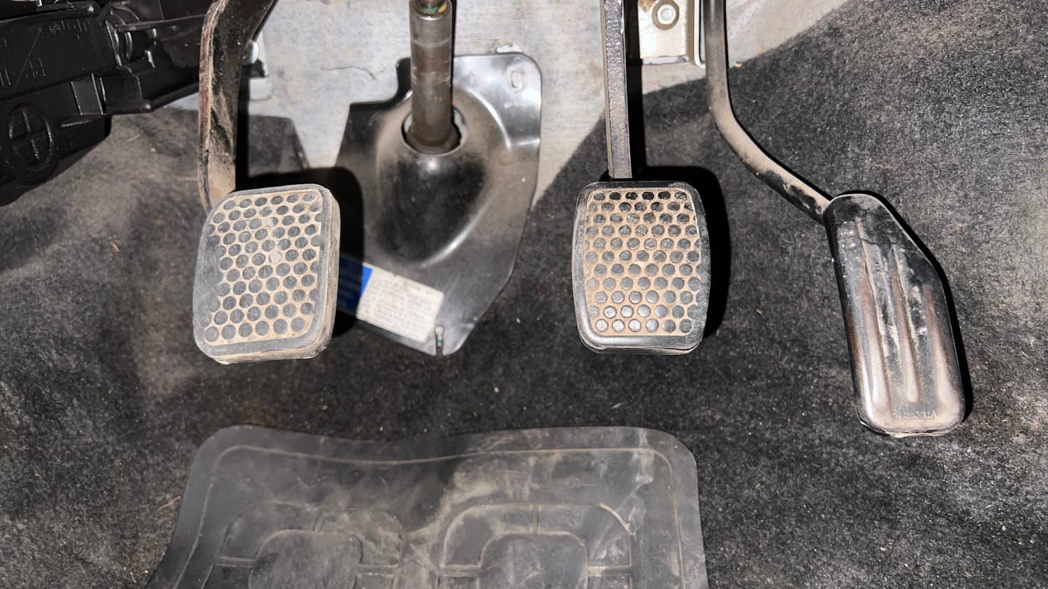 Used 2016 Maruti Suzuki Alto 800 Lxi Petrol Manual interior PEDALS VIEW