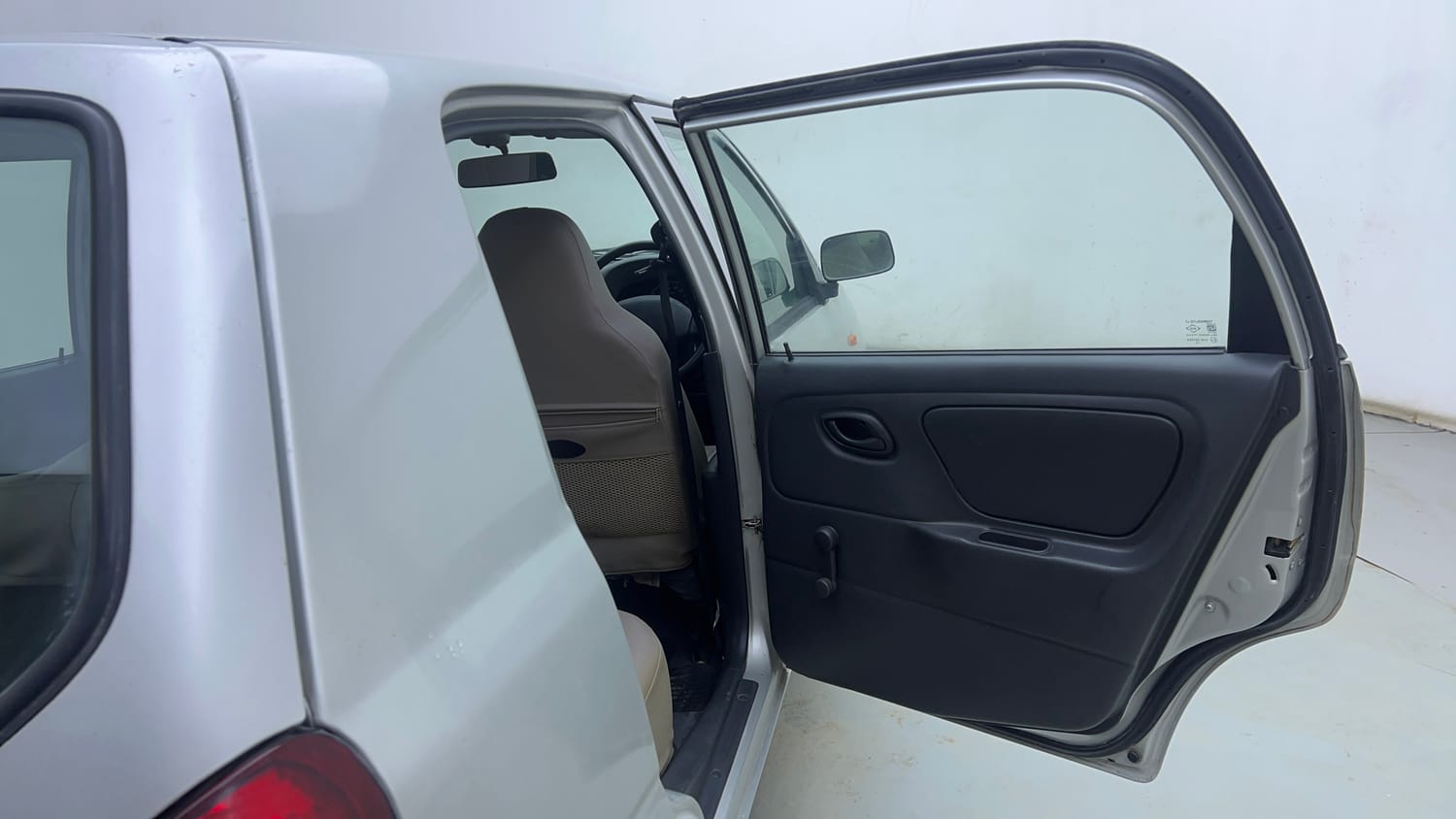 Used 2012 Maruti Suzuki Alto LXi BS-IV Petrol Manual interior RIGHT REAR DOOR OPEN VIEW