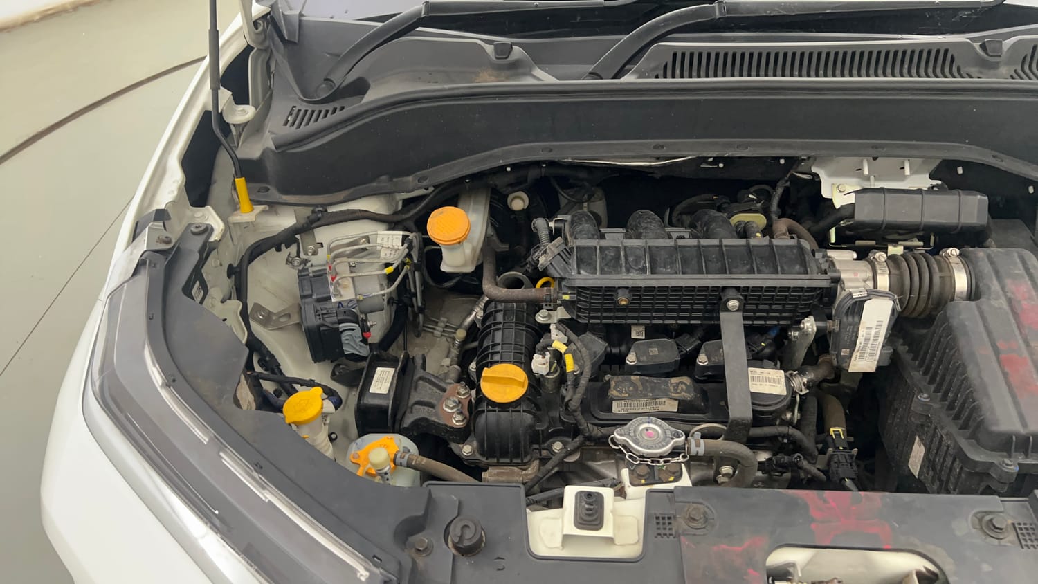 Used 2023 Tata Punch Accomplished MT Petrol Manual engine ENGINE RIGHT SIDE VIEW