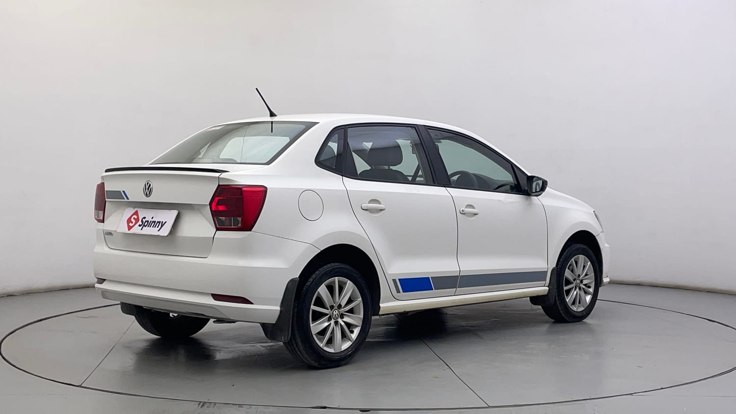 Used 2017 Volkswagen Ameo Comfortline 1.2L (P) Petrol Manual exterior RIGHT REAR CORNER VIEW