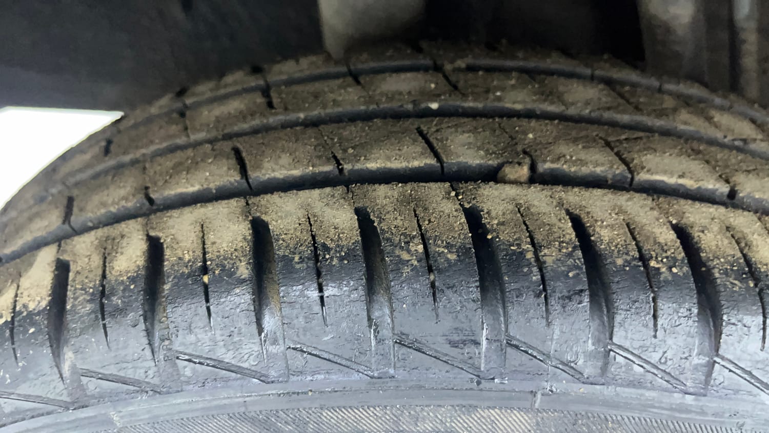 Used 2020 Renault Kwid CLIMBER 1.0 AMT Opt Petrol Automatic tyres RIGHT REAR TYRE TREAD VIEW