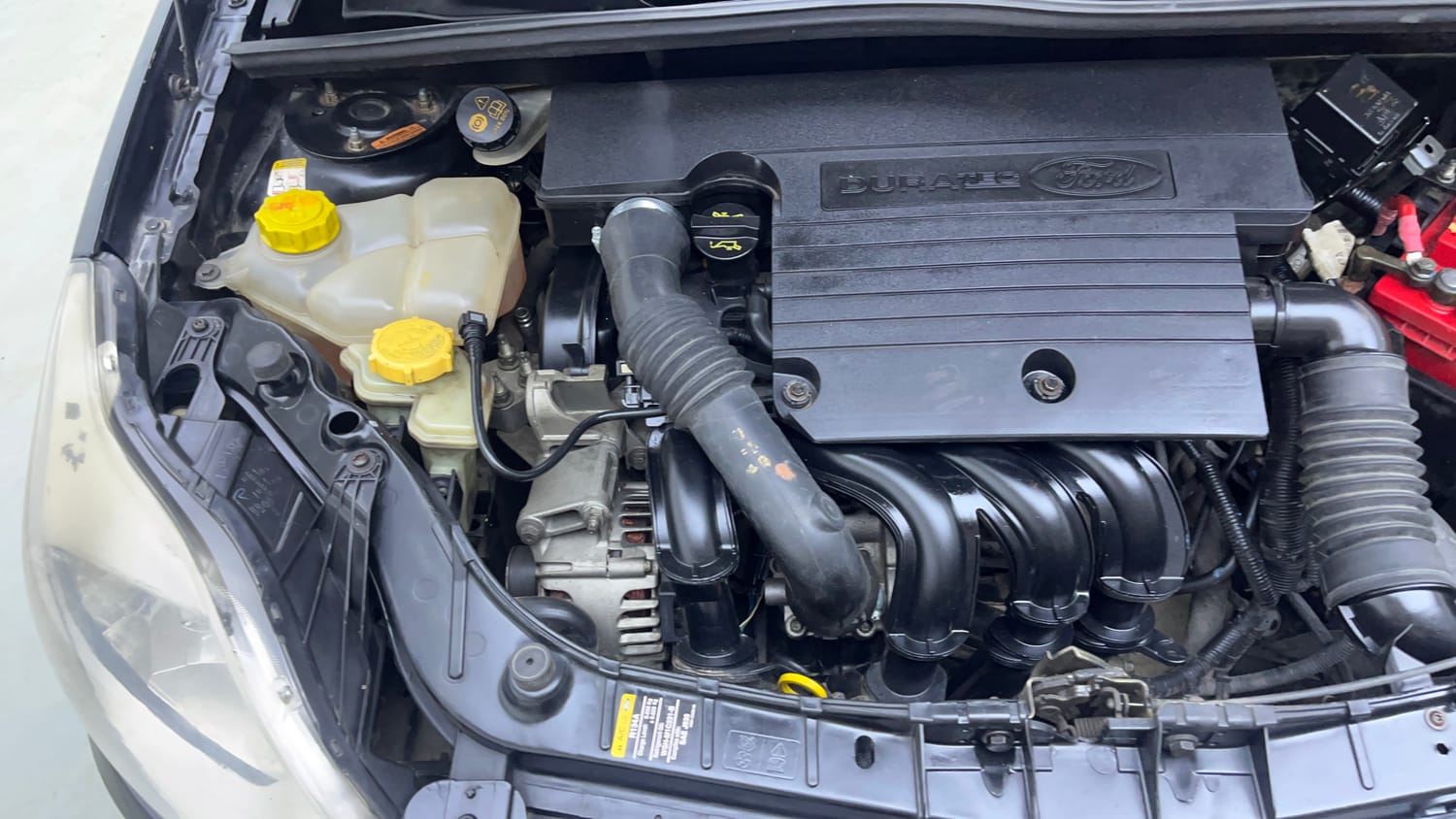 Used 2013 Ford Figo Duratec Petrol ZXI 1.2 Petrol Manual engine ENGINE RIGHT SIDE VIEW