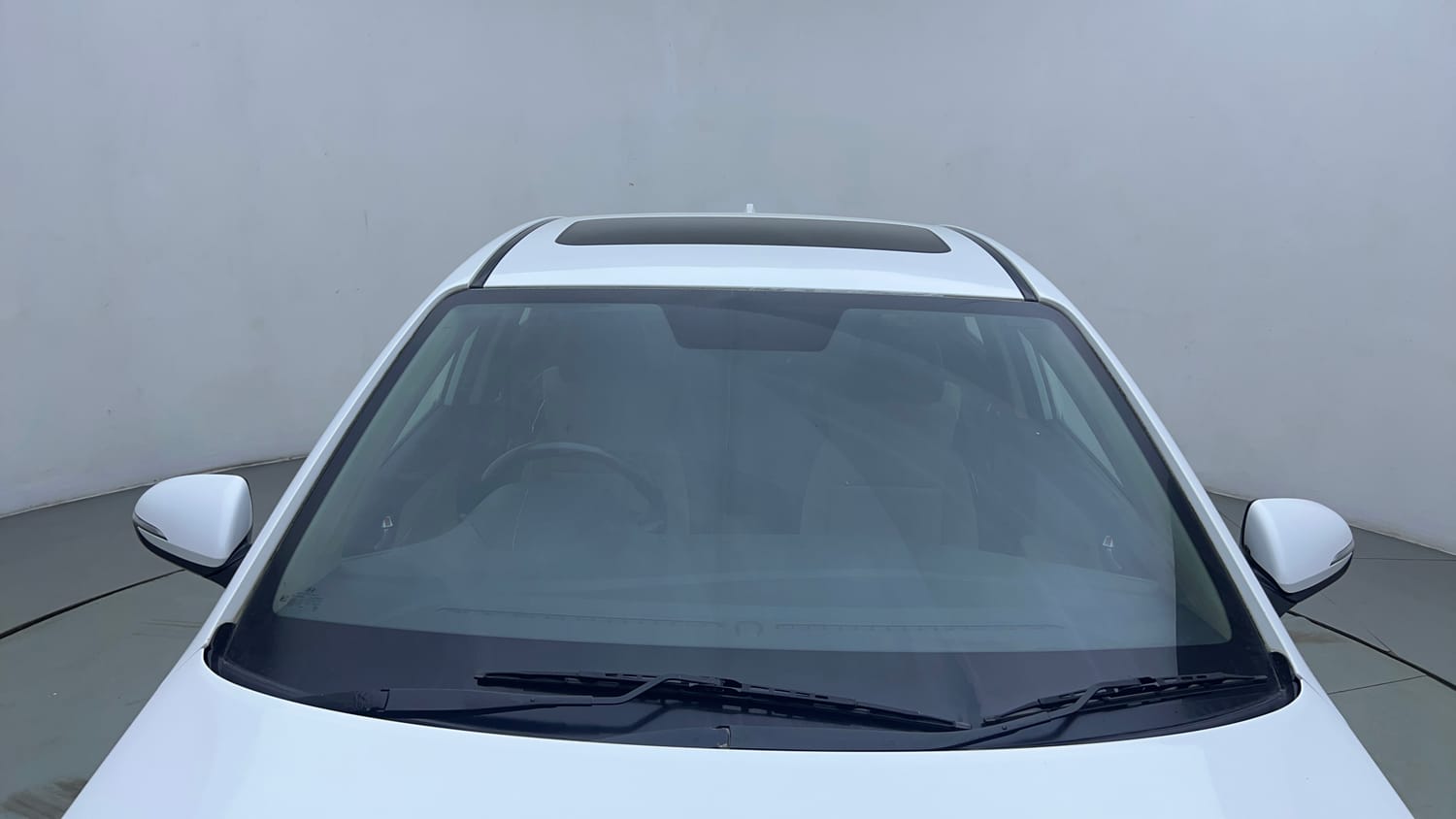 Used 2018 Hyundai Verna SX (O) 1.6 VTVT AT Petrol Automatic exterior FRONT WINDSHIELD VIEW