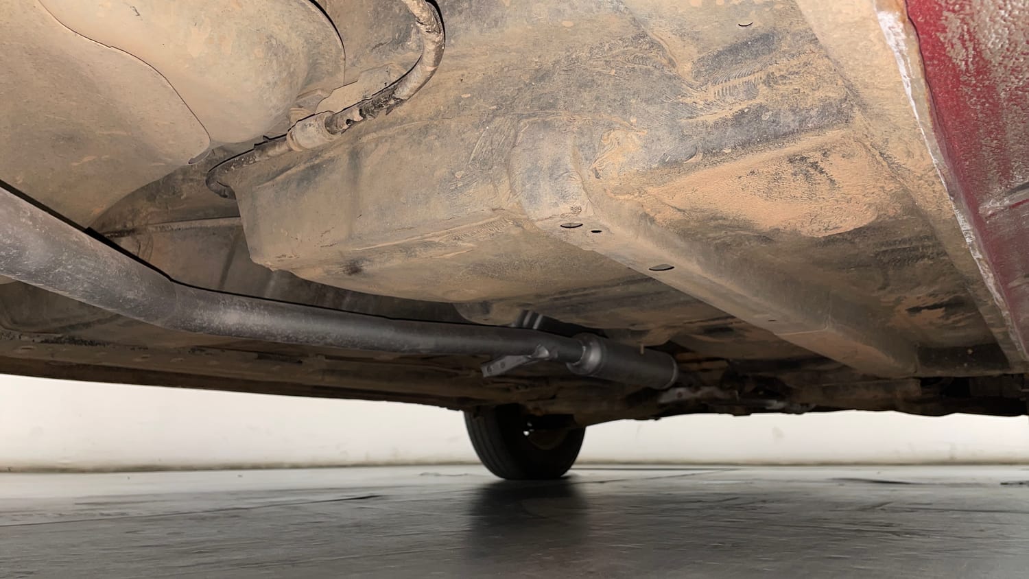 Used 2012 Hyundai i10 Era 1.1 iRDE2 Petrol Manual extra REAR RIGHT UNDERBODY VIEW