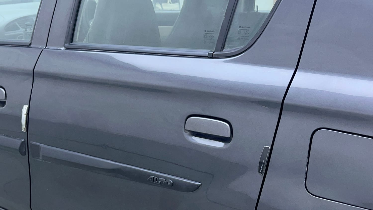 Used 2019 Maruti Suzuki Alto 800 VXi Petrol Manual dents MINOR DENT