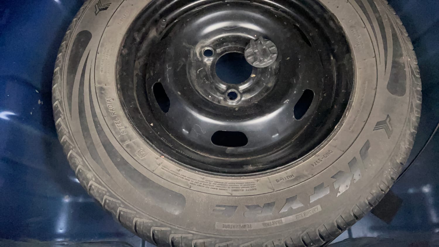 Used 2019 Renault Kwid CLIMBER 1.0 Petrol Manual tyres SPARE TYRE VIEW