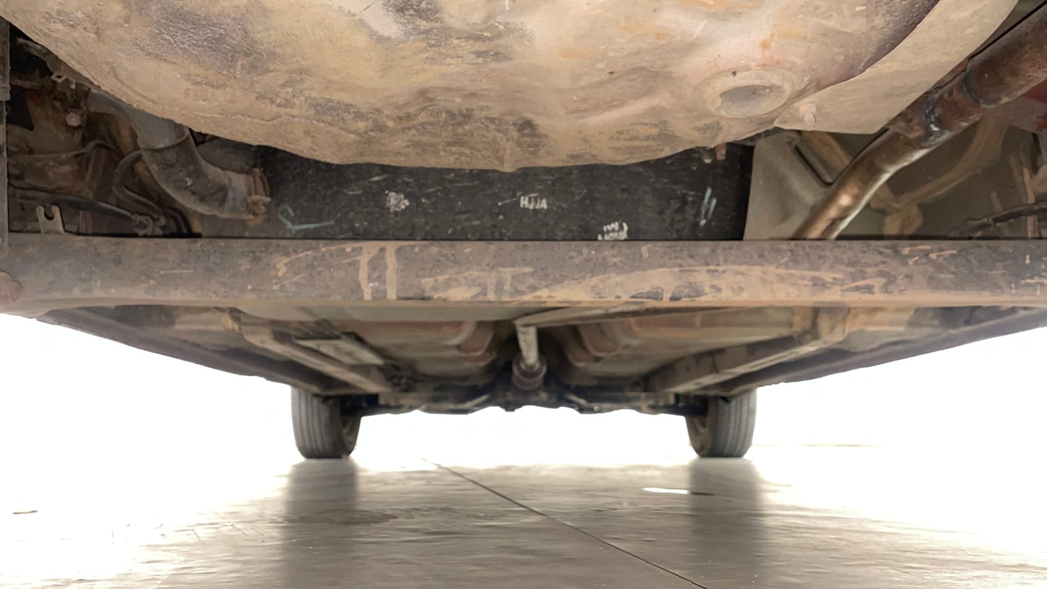 Used 2012 Hyundai i10 Sportz 1.2 AT Kappa2 Petrol Automatic extra REAR UNDERBODY VIEW (TAKEN FROM REAR)