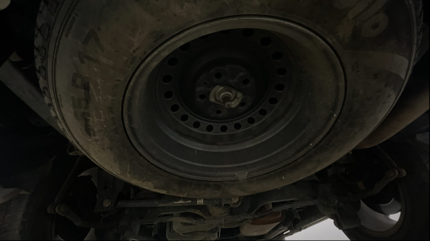 Used 2023 Mahindra Scorpio N Z8 L Petrol AT 7 STR Petrol Automatic tyres SPARE TYRE VIEW