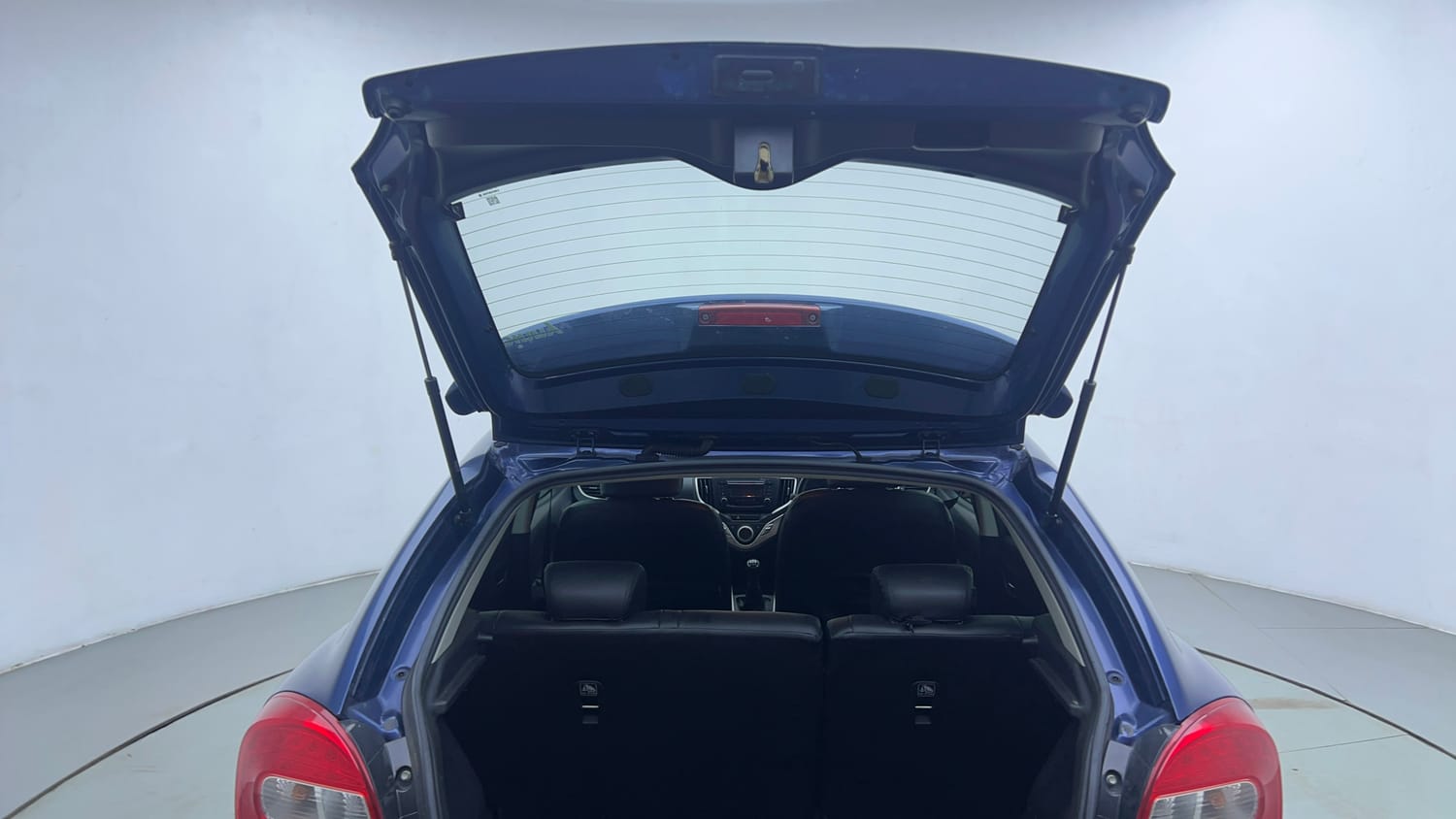 Used 2018 Maruti Suzuki Baleno Zeta 1.2 Petrol Manual interior DICKY DOOR OPEN VIEW