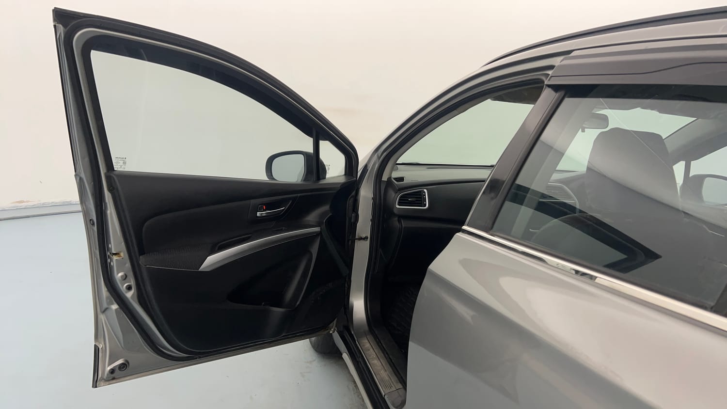 Used 2019 Maruti Suzuki S-Cross Delta 1.3 Diesel Manual interior LEFT FRONT DOOR OPEN VIEW