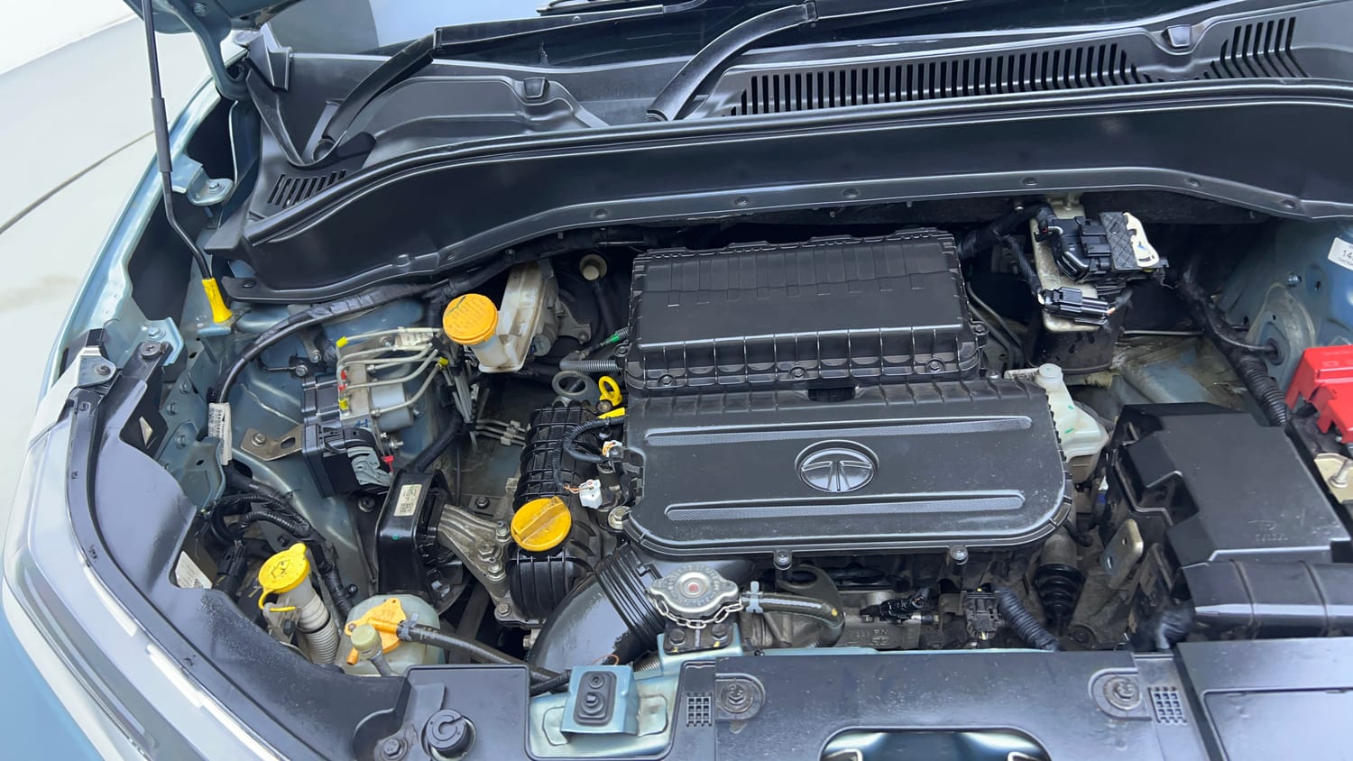 Used 2022 Tata Punch Accomplished AMT Petrol Automatic engine ENGINE RIGHT SIDE VIEW