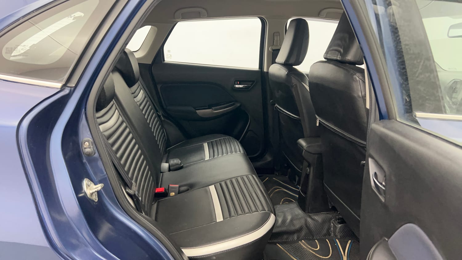 Used 2020 Maruti Suzuki Baleno Zeta Petrol Manual interior RIGHT SIDE REAR DOOR CABIN VIEW