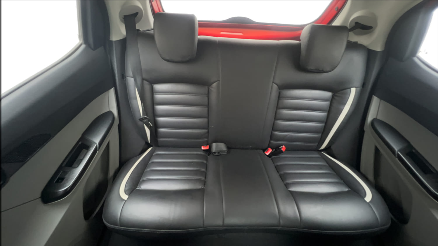 Used 2020 Tata Tiago XT Petrol Manual interior REAR SEAT CONDITION VIEW
