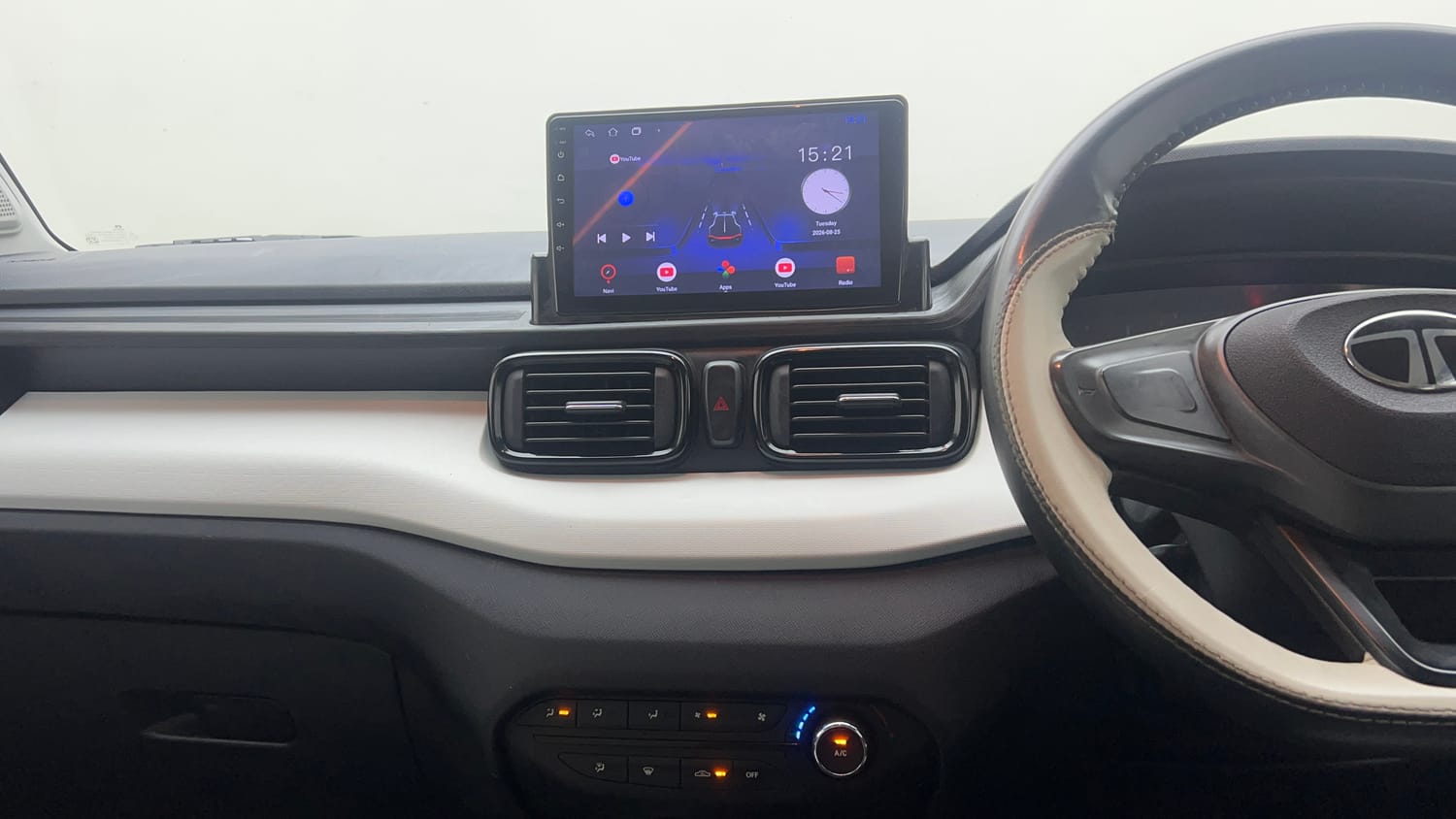 Used 2024 Tata Punch Pure MT Petrol Manual interior MUSIC SYSTEM & AC CONTROL VIEW
