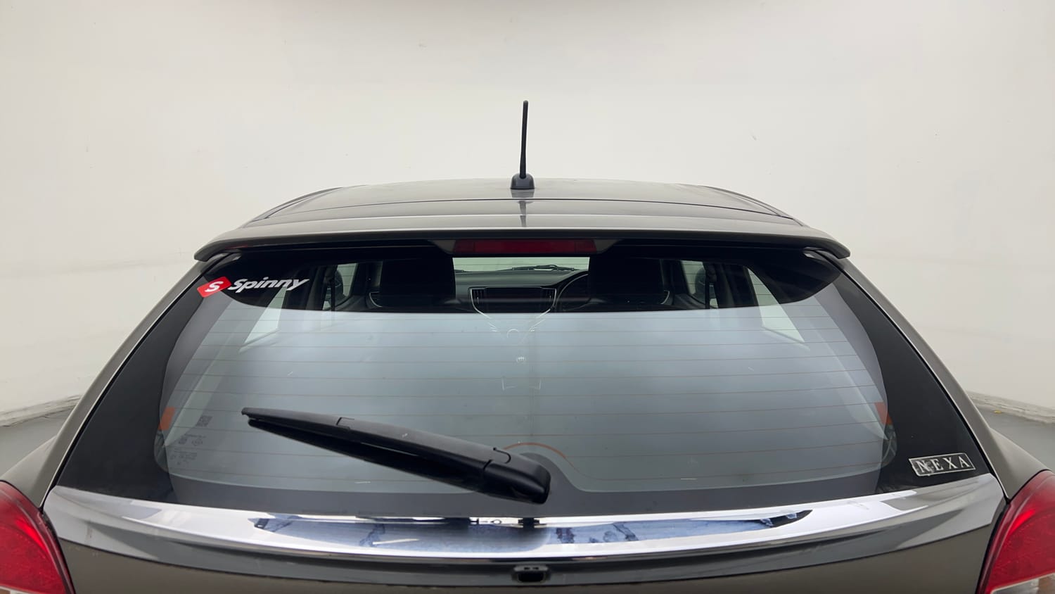 Used 2020 Maruti Suzuki Baleno Delta Petrol Manual exterior BACK WINDSHIELD VIEW