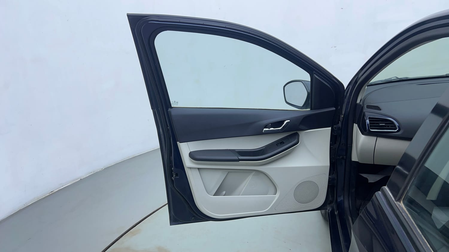 Used 2022 Tata Tiago XZ Plus Petrol Manual interior LEFT FRONT DOOR OPEN VIEW