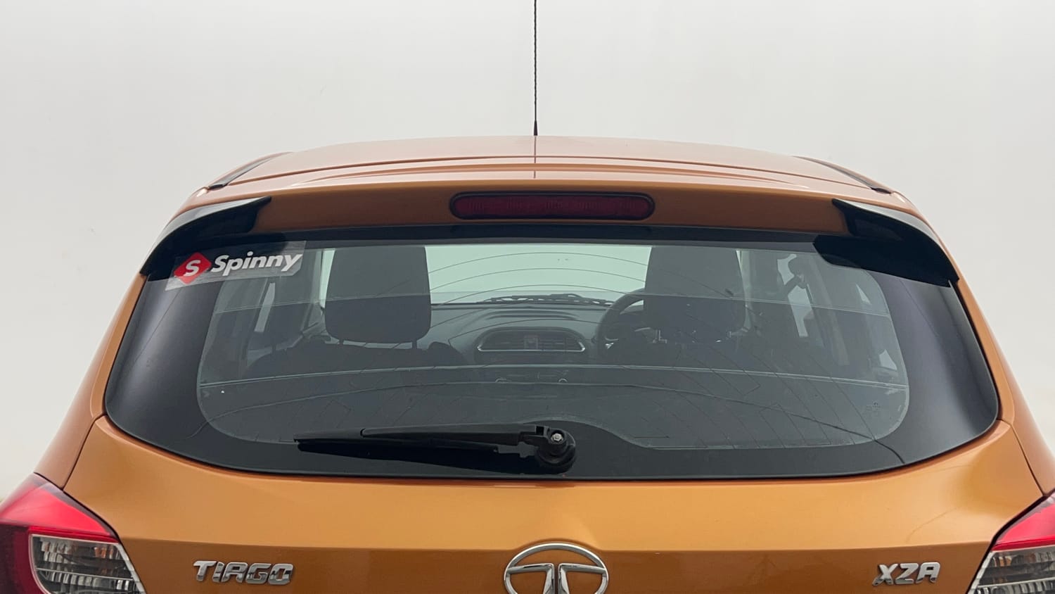 Used 2017 Tata Tiago Revotron XZA Petrol Automatic top_features Rear wiper