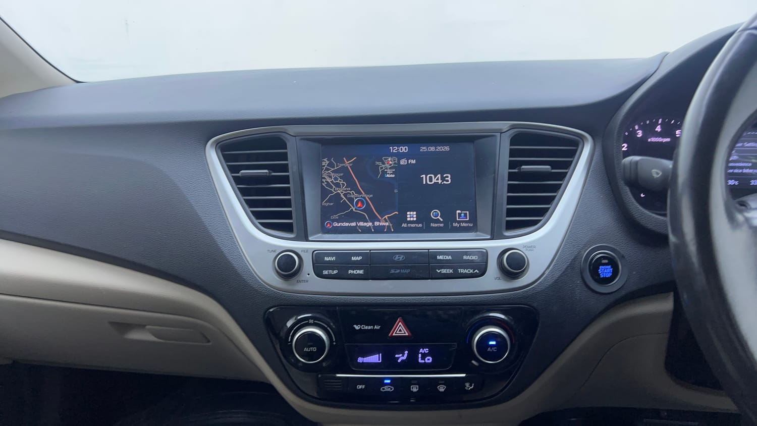 Used 2018 Hyundai Verna SX (O) 1.6 VTVT AT Petrol Automatic interior MUSIC SYSTEM & AC CONTROL VIEW