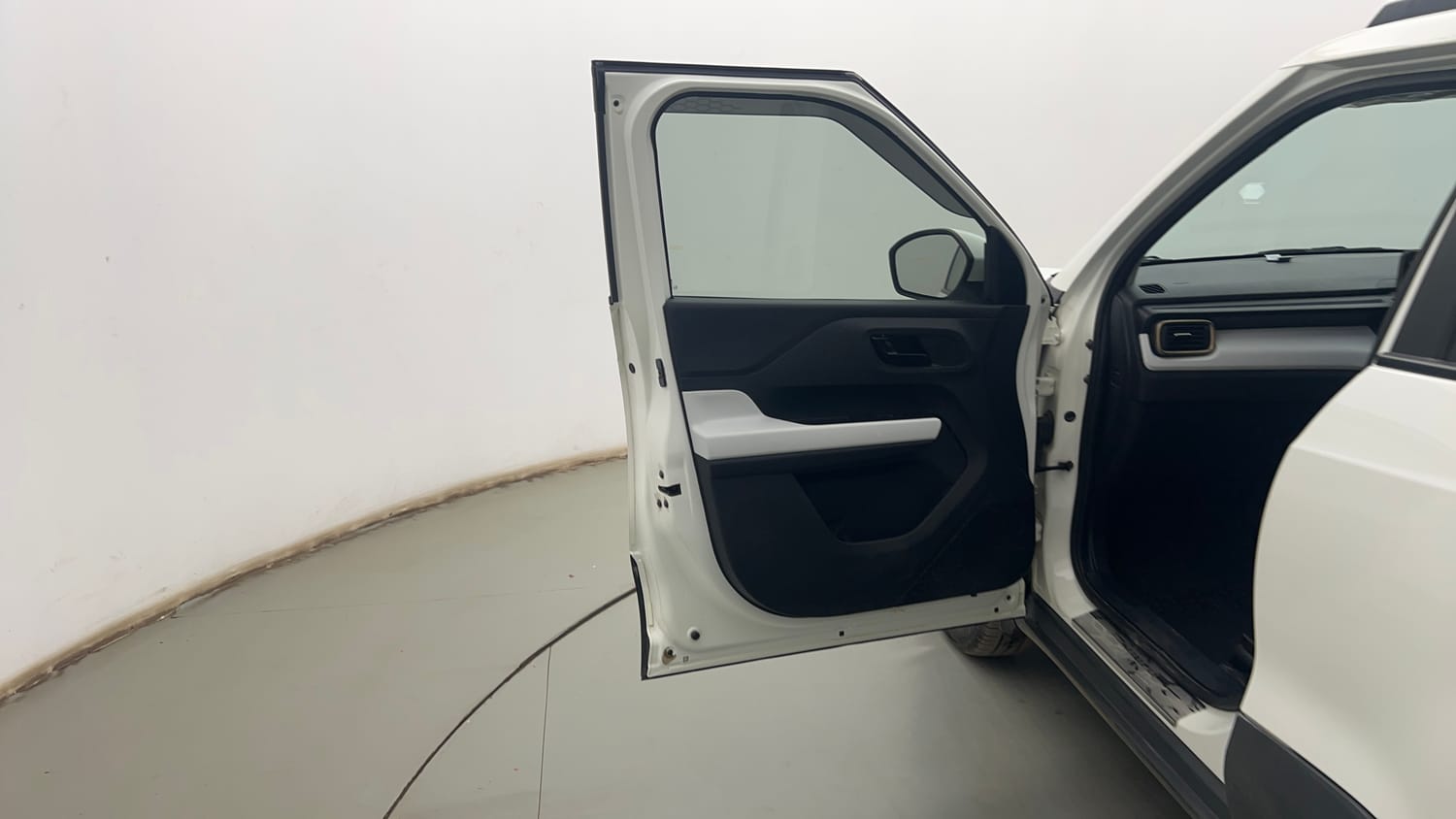 Used 2023 Tata Punch Accomplished MT Petrol Manual interior LEFT FRONT DOOR OPEN VIEW