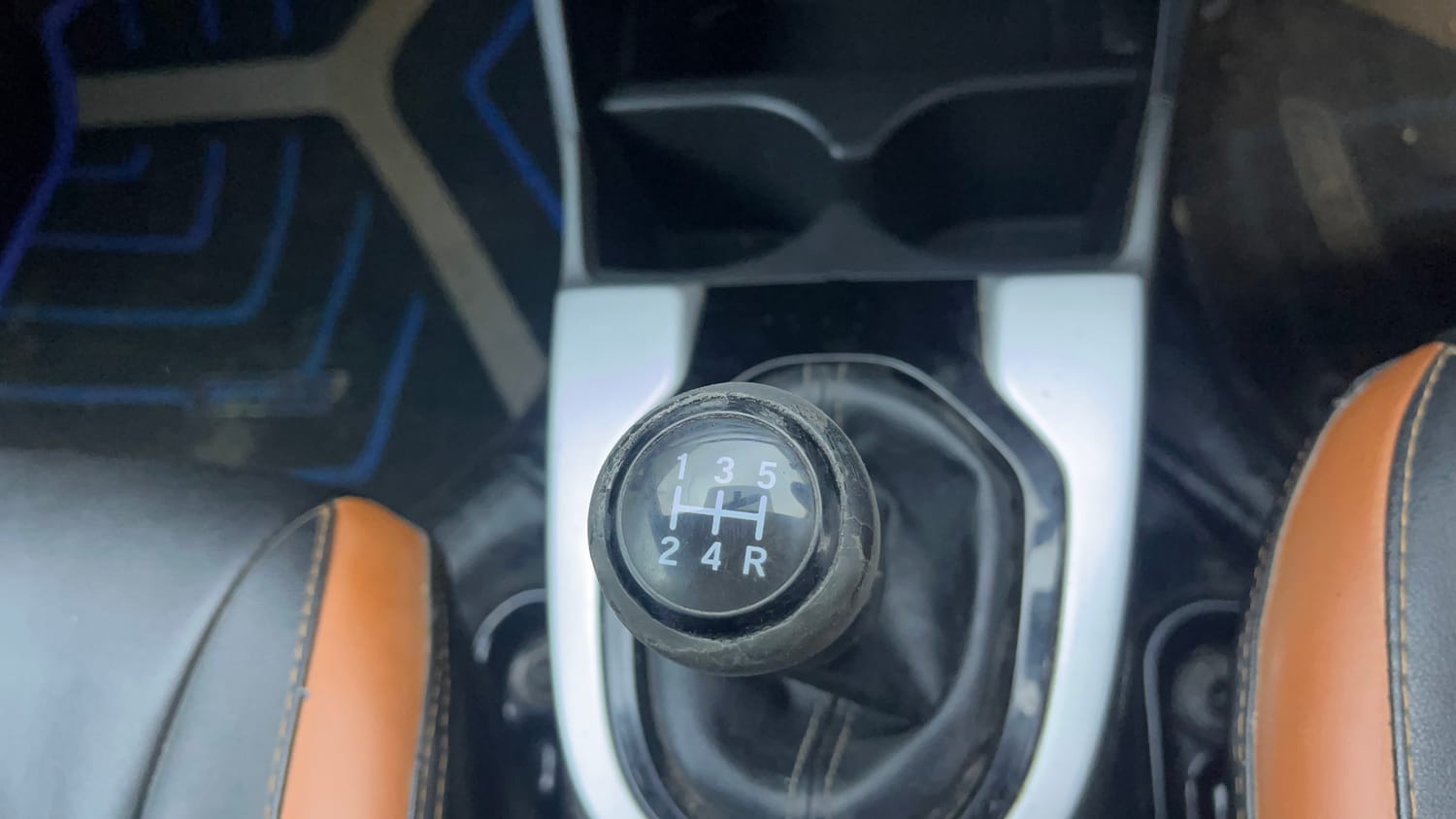Used 2023 Honda WR-V SV MT Petrol Petrol Manual interior GEAR  KNOB VIEW