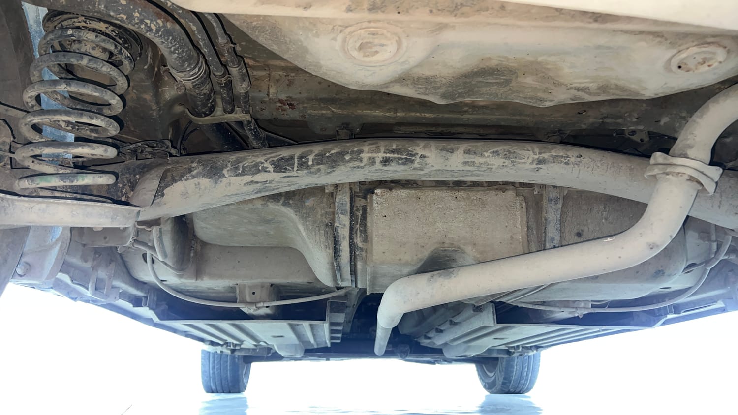 Used 2015 Maruti Suzuki S-Cross Alpha 1.3 Diesel Manual extra REAR UNDERBODY VIEW (TAKEN FROM REAR)