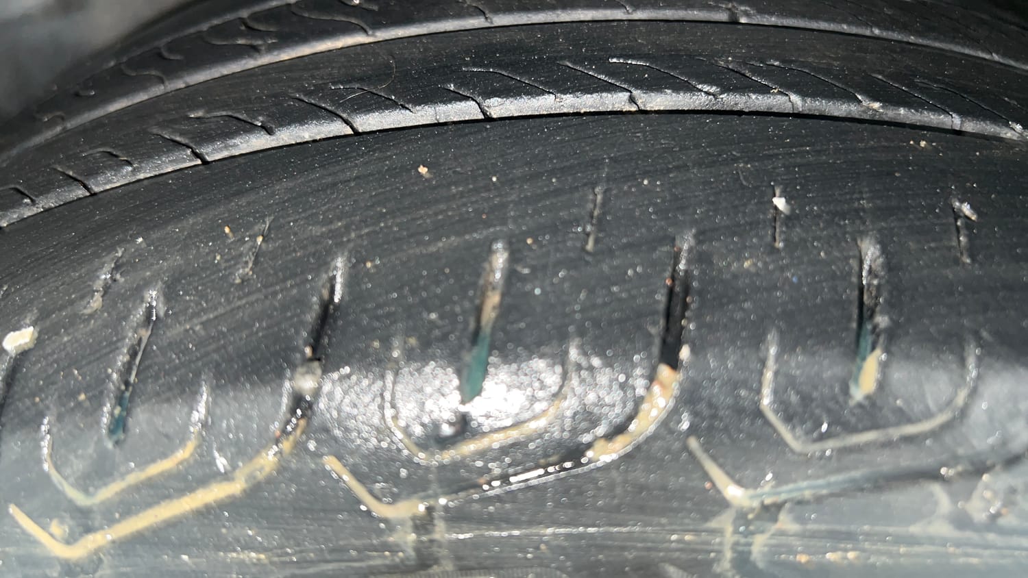 Used 2020 Honda City ZX Petrol Petrol Manual tyres LEFT FRONT TYRE TREAD VIEW