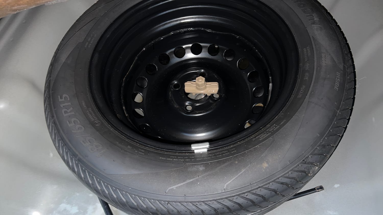 Used 2024 Hyundai Verna SX 1.5 Petrol MT Petrol Manual tyres SPARE TYRE VIEW
