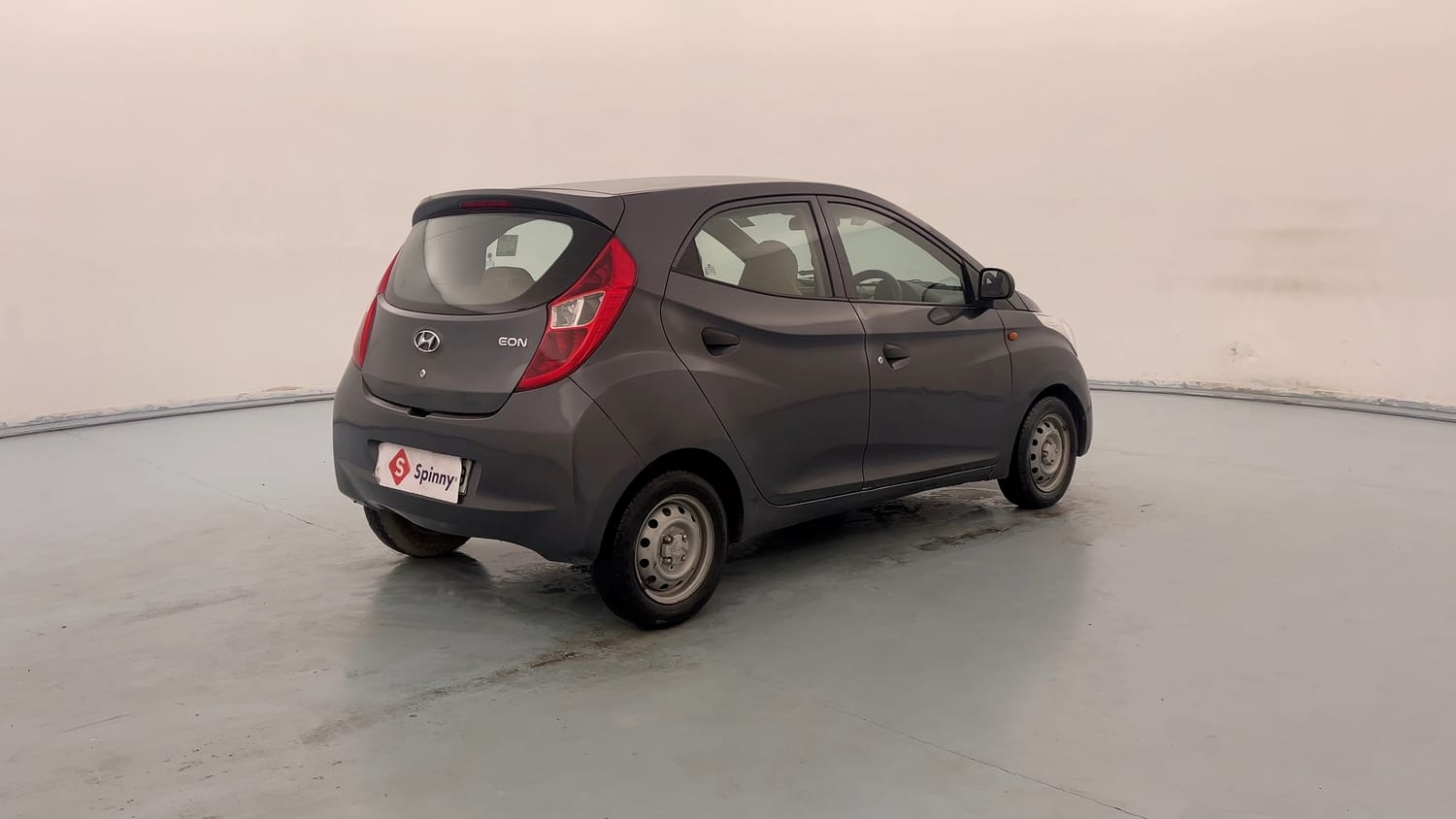 Used 2017 Hyundai Eon Era + AirBag Petrol Manual exterior RIGHT REAR CORNER VIEW